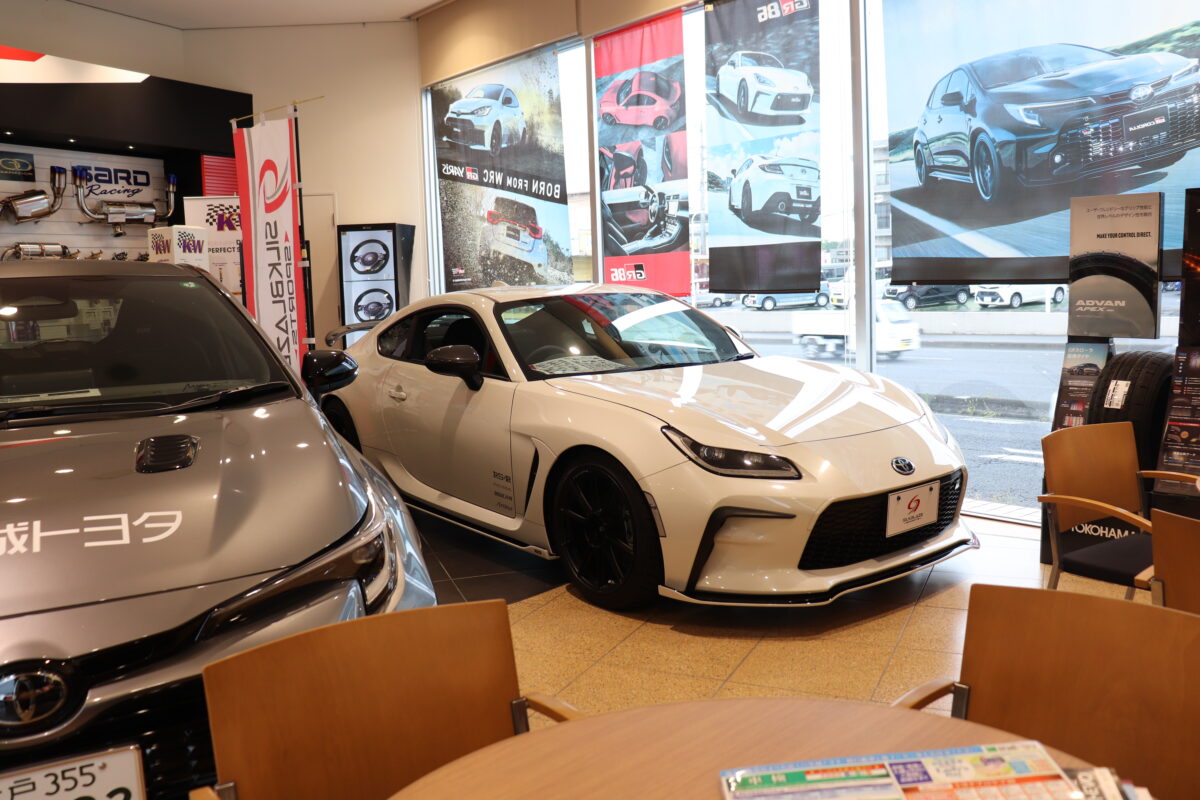 車のチューニングからカスタマイズまで車の楽しさを伝えるくるま屋さん