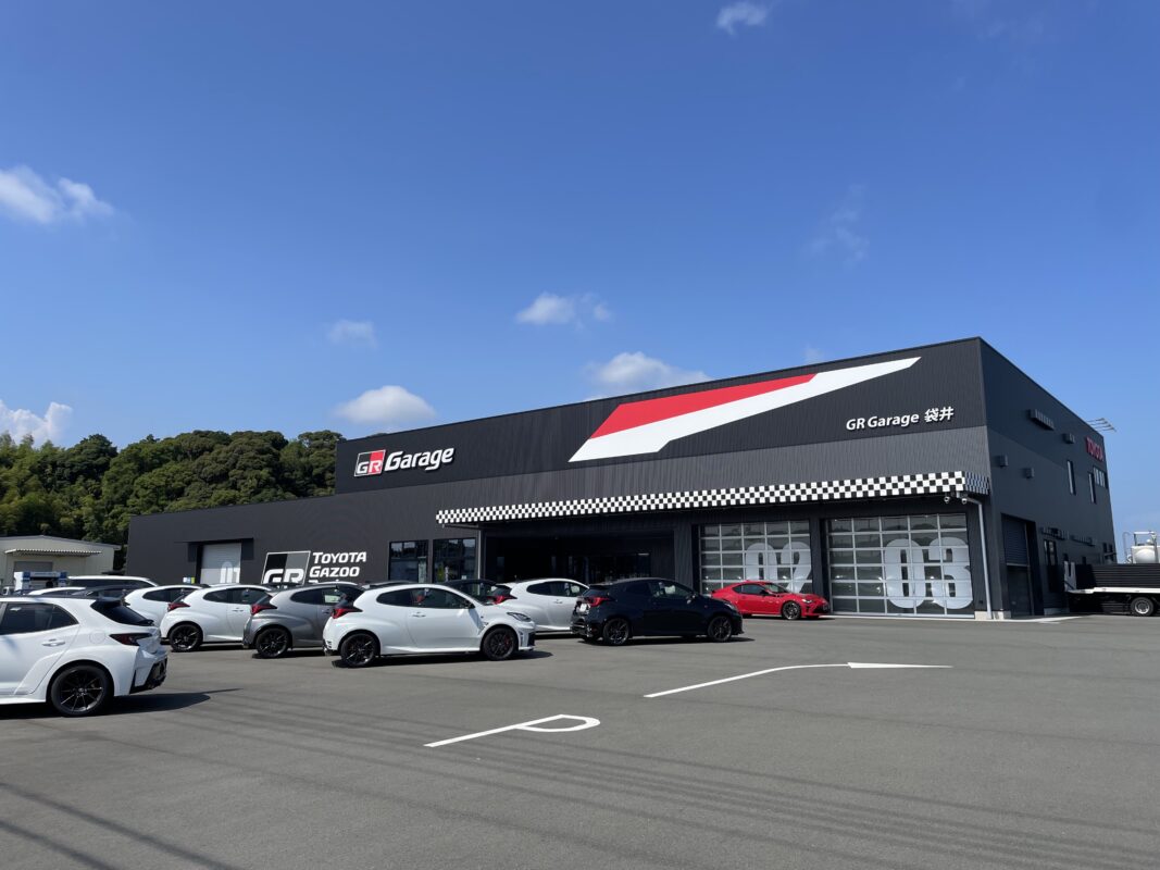 GRgarage袋井にSilkBlaze Sports GR86展示